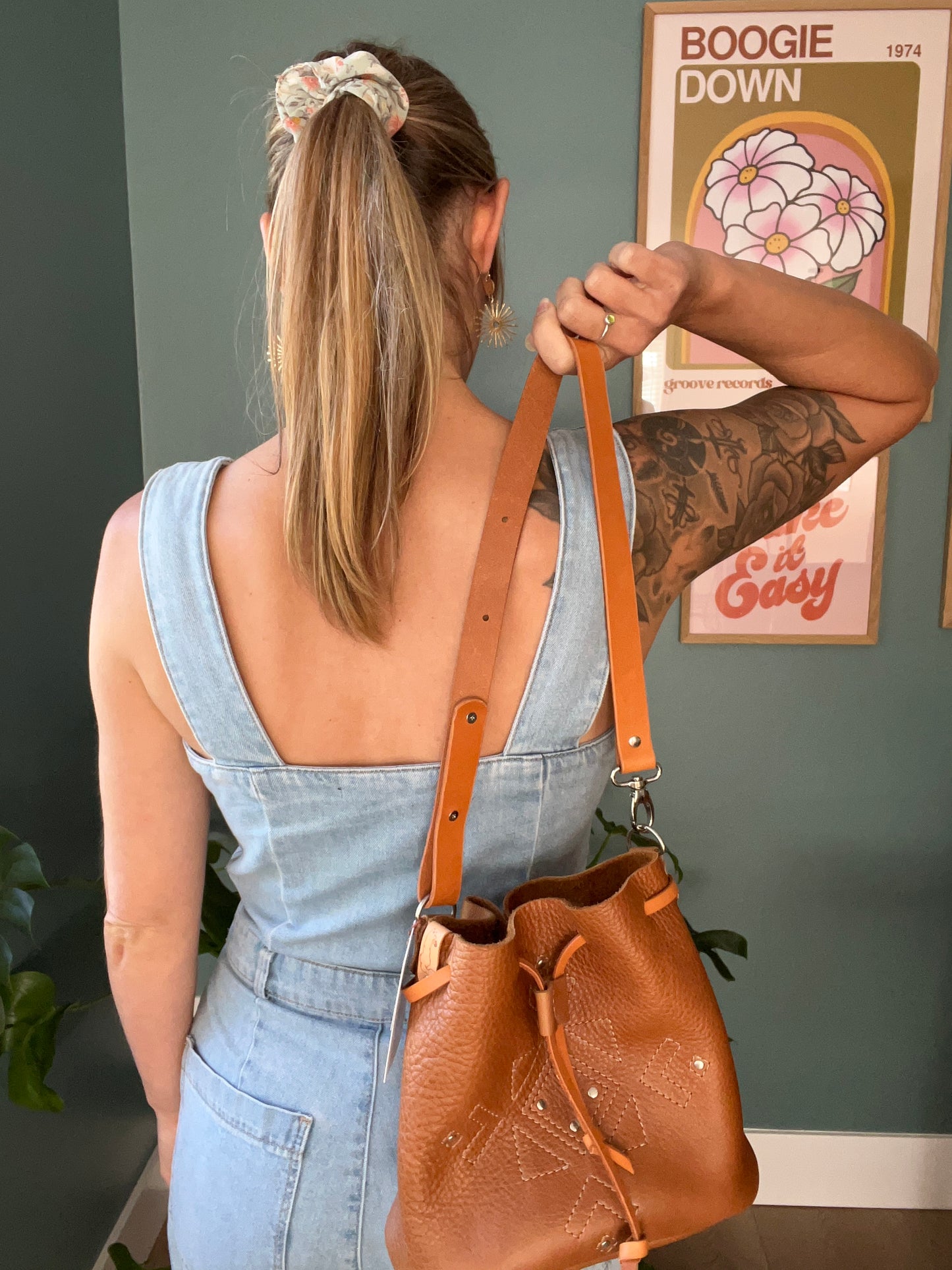 Bucket bag