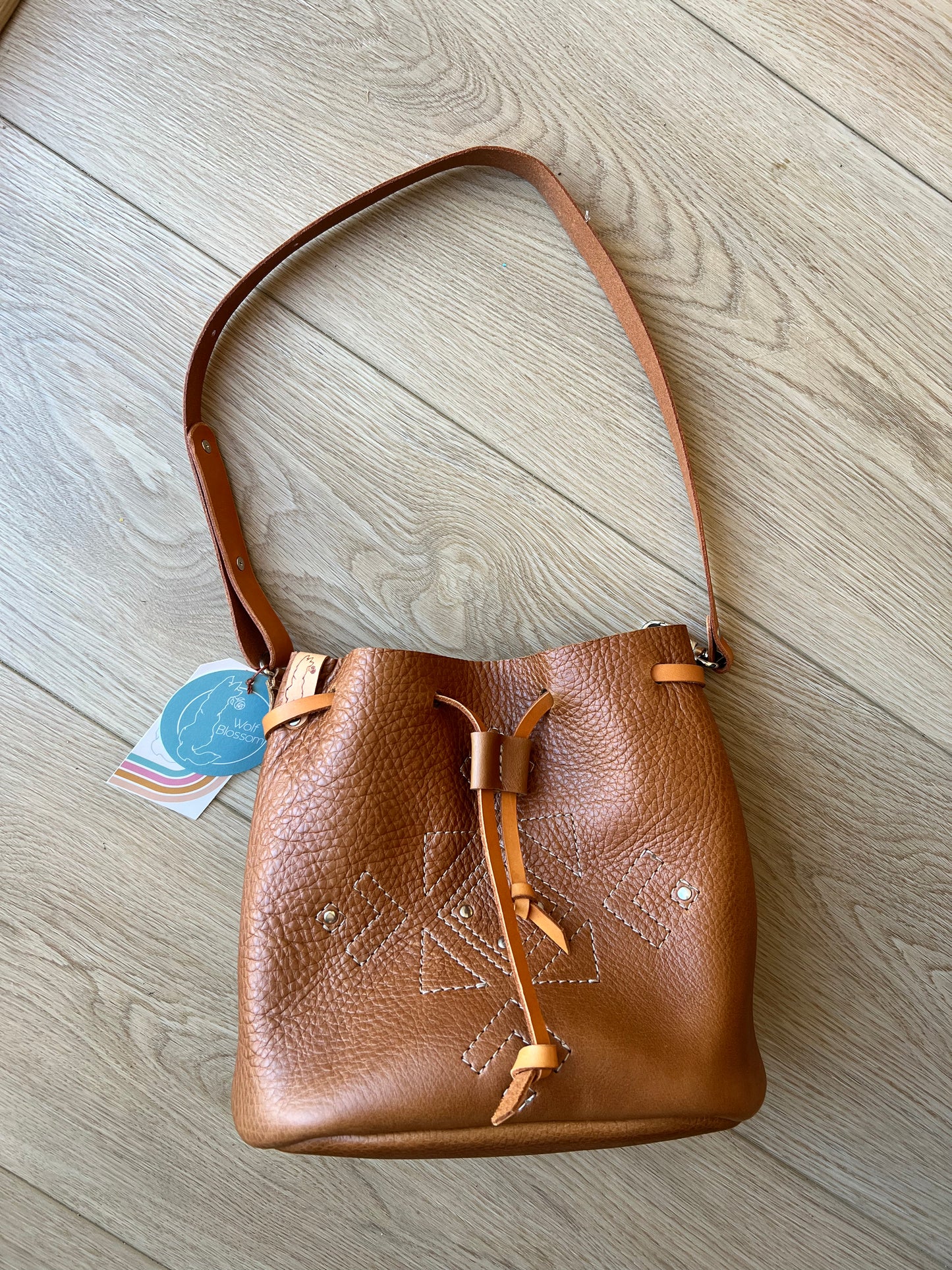 Bucket bag