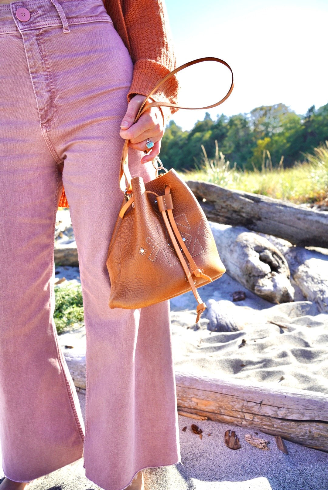 Bucket bag